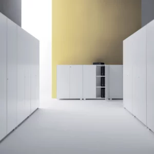 Armoire métallique à portes battantes